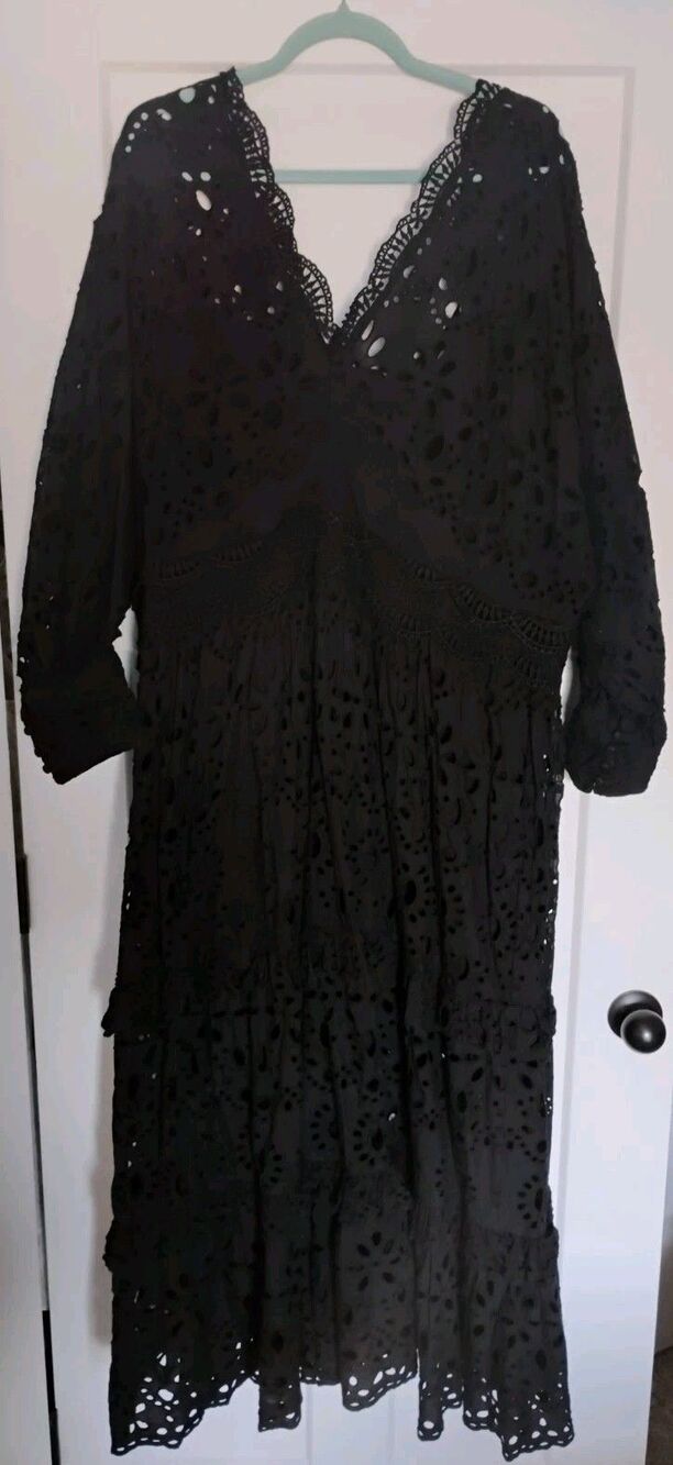 ASOS Design Curve Black Eyelet Dress Women's Statement Ruffled Long Sleeve 22